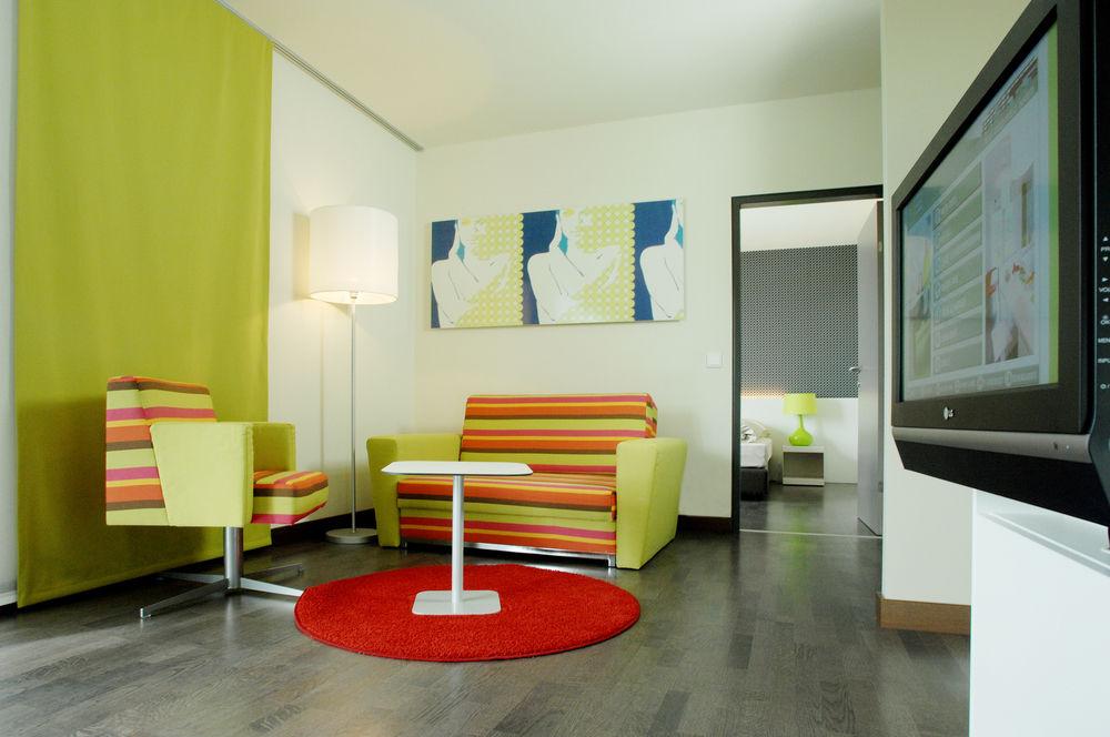 Harry'S Home Linz-Urfahr Hotel & Apartments Ngoại thất bức ảnh